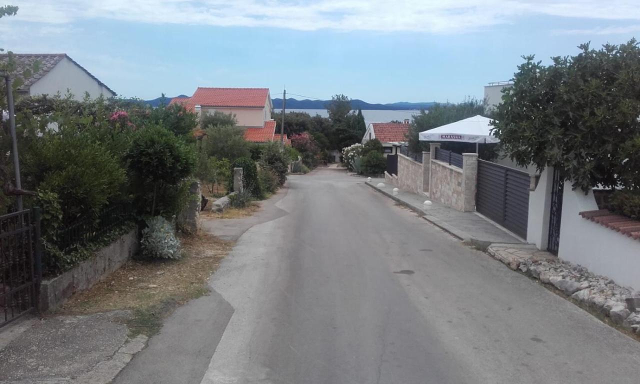 Apartmani Rosanda 2 Petrcane Bagian luar foto