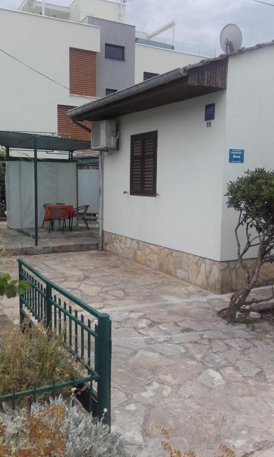 Apartmani Rosanda 2 Petrcane Bagian luar foto